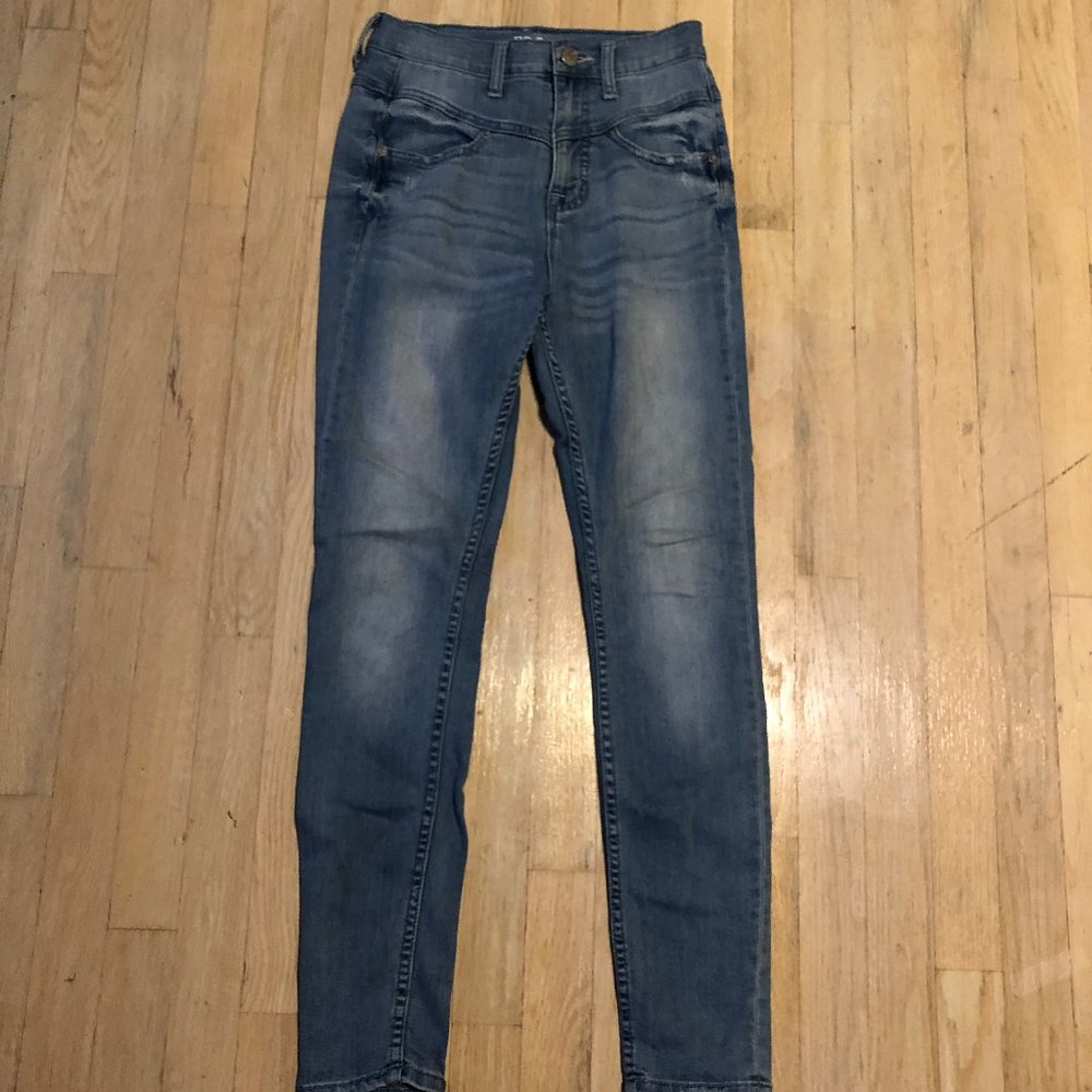 BDG High Rise Ankle Jean